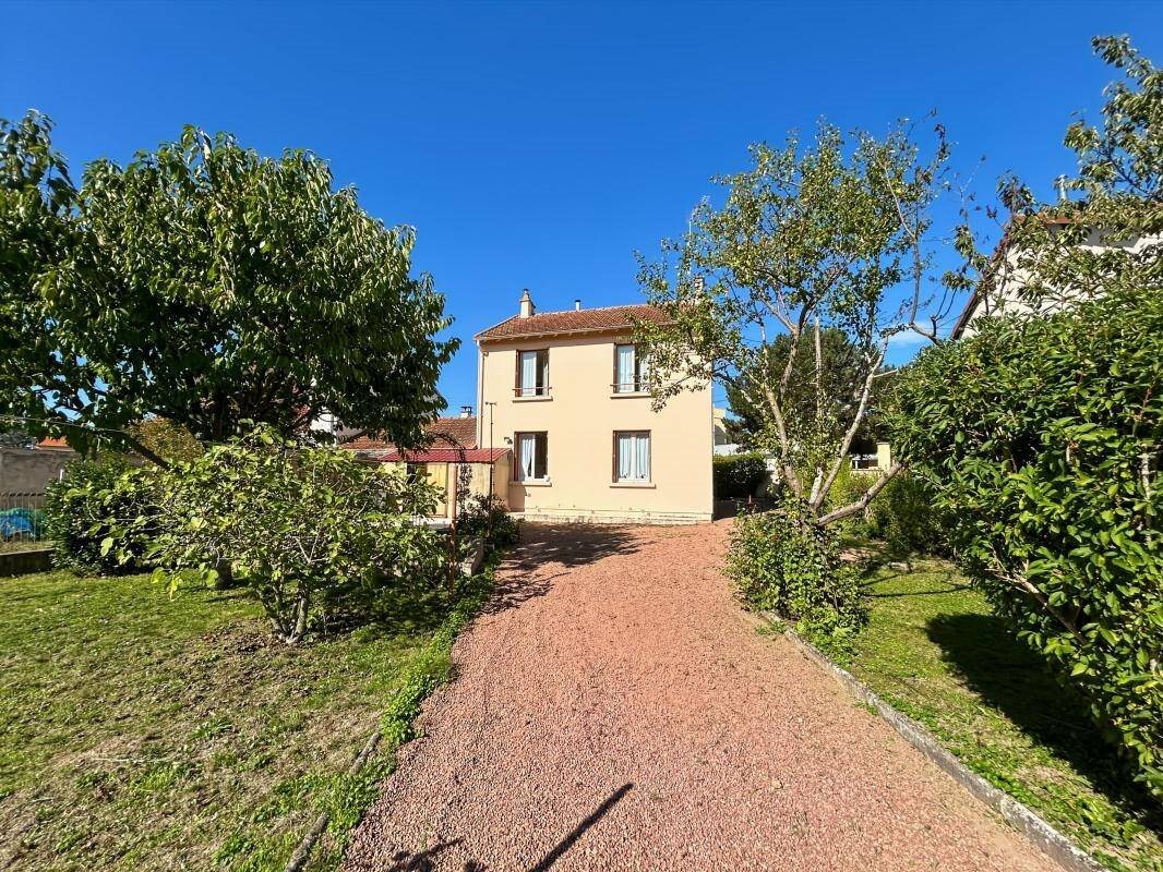 Maison à vendre, 92m², Pouilly-sous-Charlieu