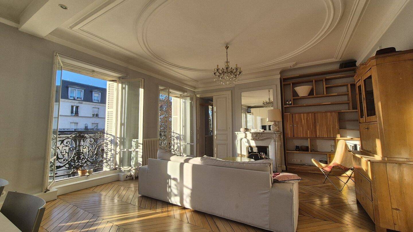Appartement à louer, 116m², Paris 18ème