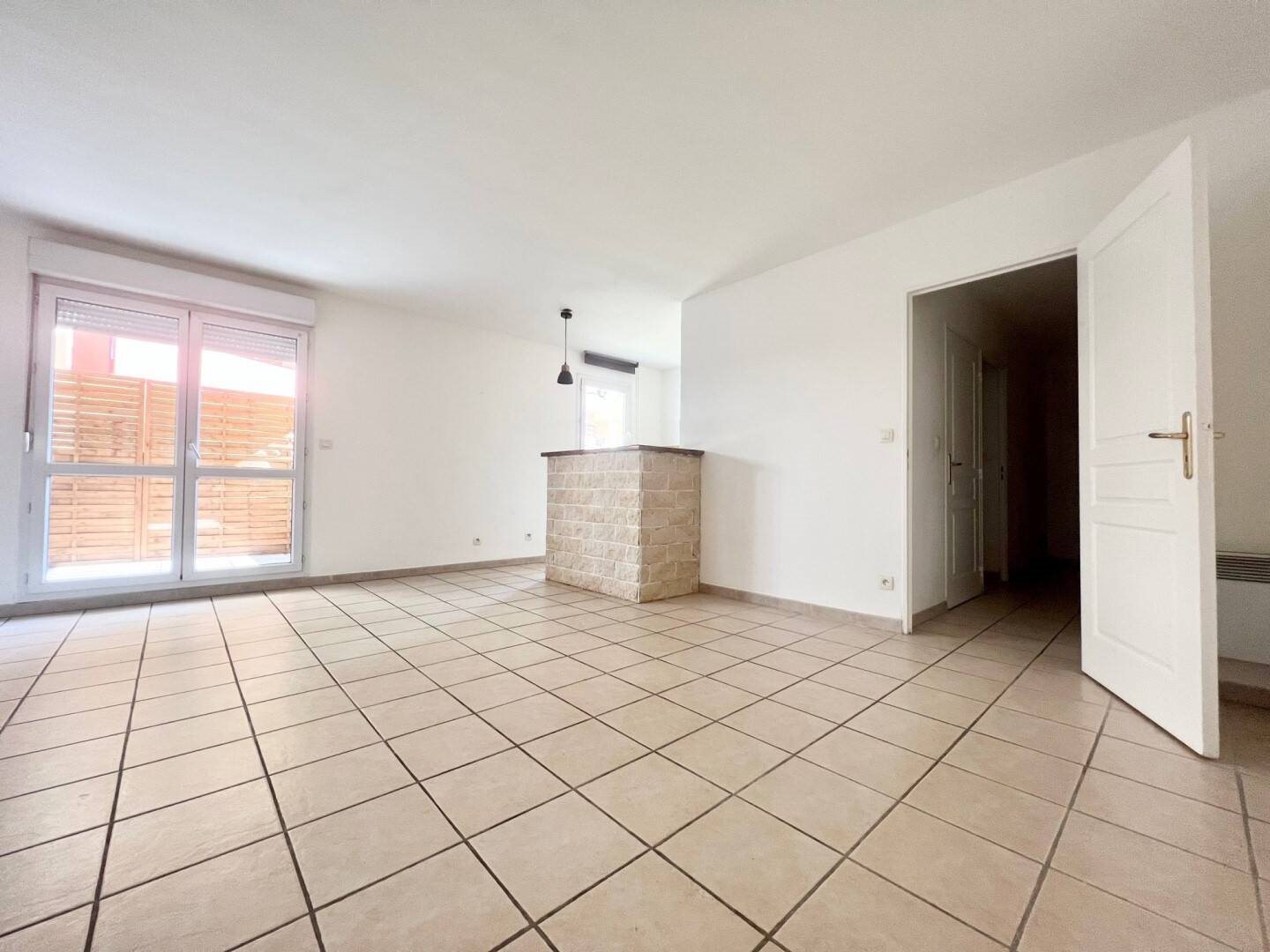 Appartement à louer, 46m², Nîmes