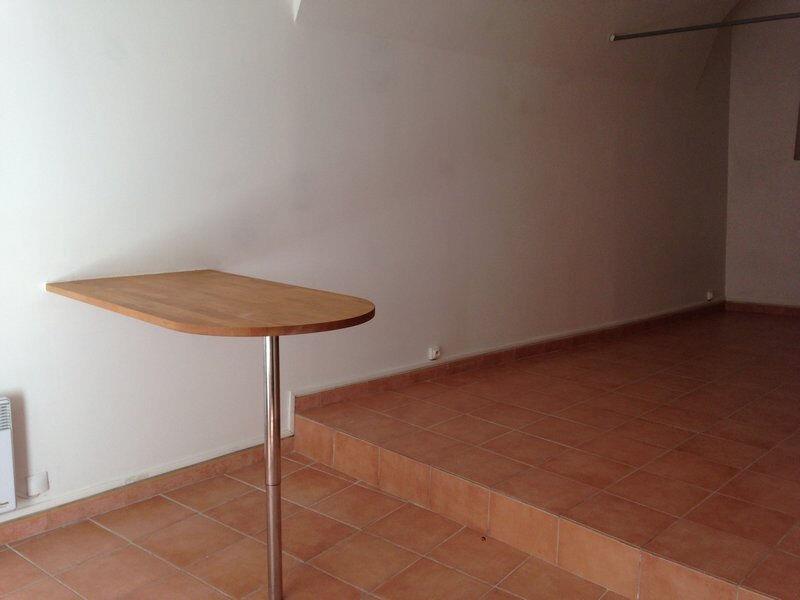 Appartement à louer, 34m², Simiane-Collongue