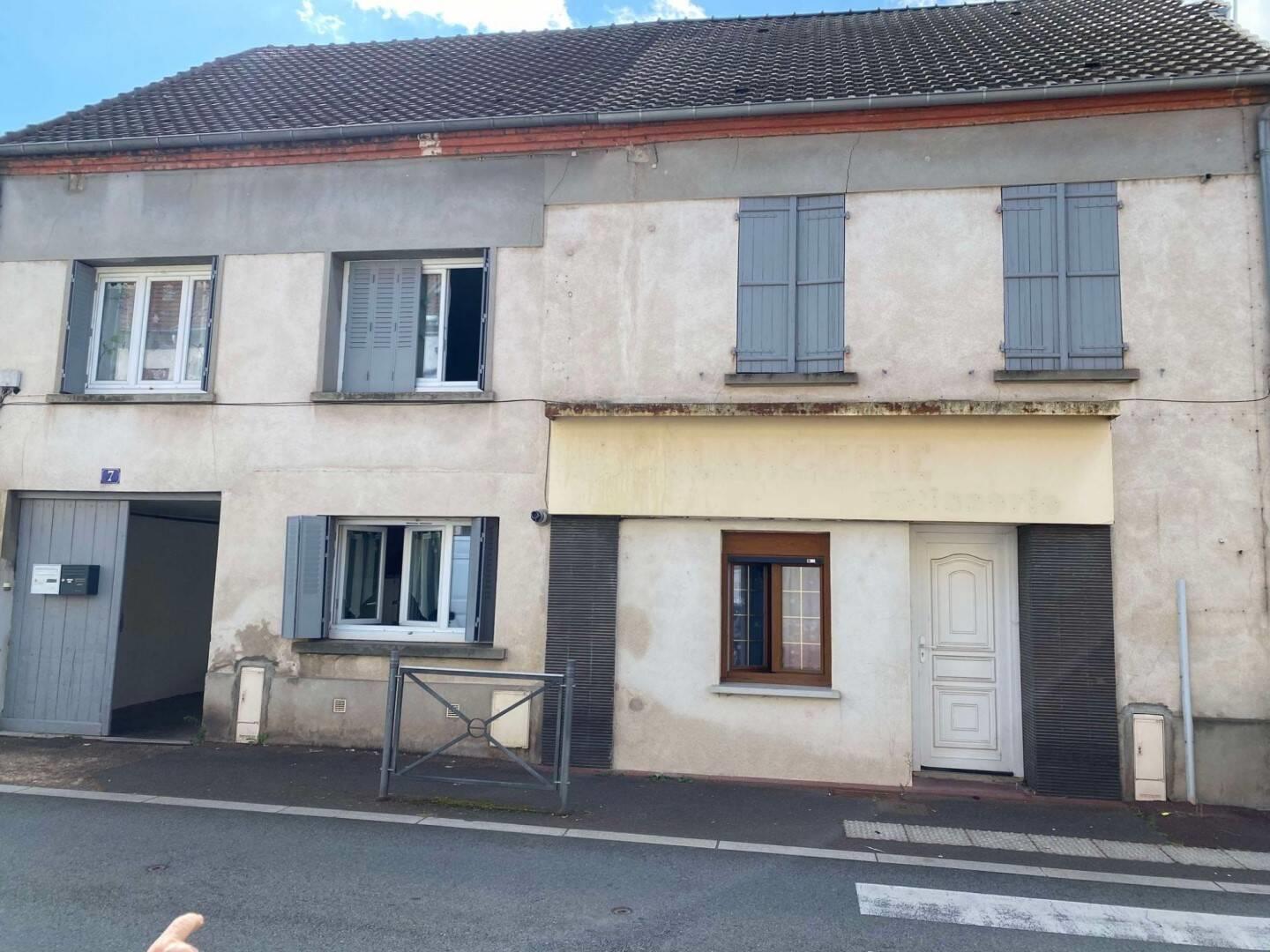 Appartement à vendre, 150m², Commentry
