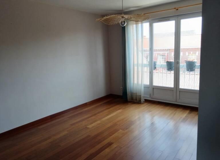 Appartement à louer, 68m², Lille
