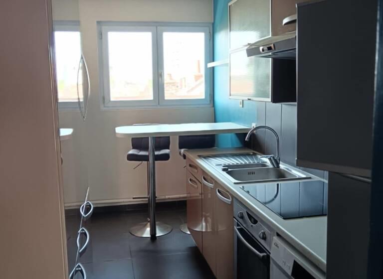 Appartement à louer, 68m², Lille