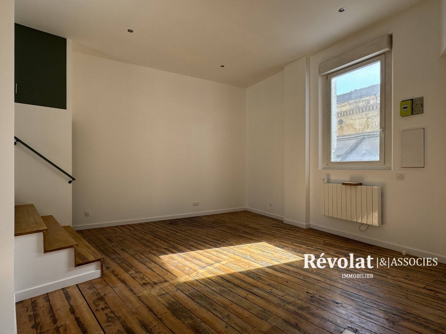 Appartement à louer, 59m², Bordeaux
