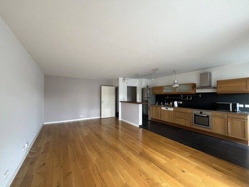 Appartement à louer, 79m², Bordeaux