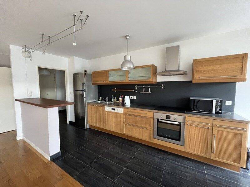 Appartement à louer, 79m², Bordeaux