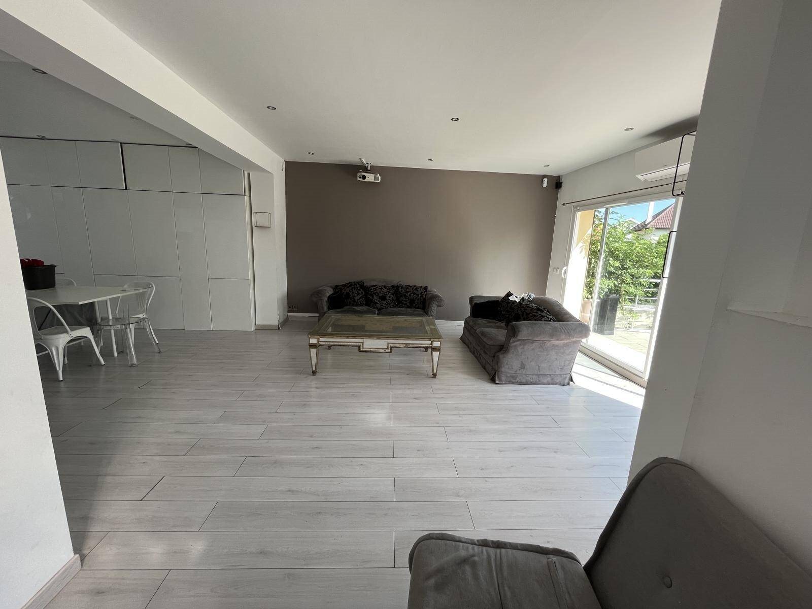 Maison à louer, 180m², Saint-Brice-sous-Forêt