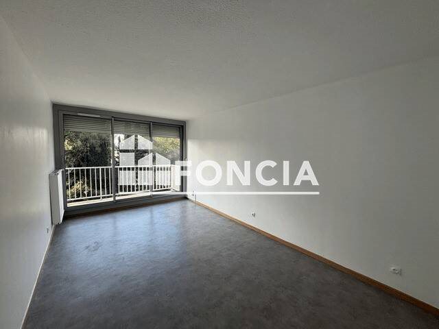 Appartement à louer, 49m², Toulon