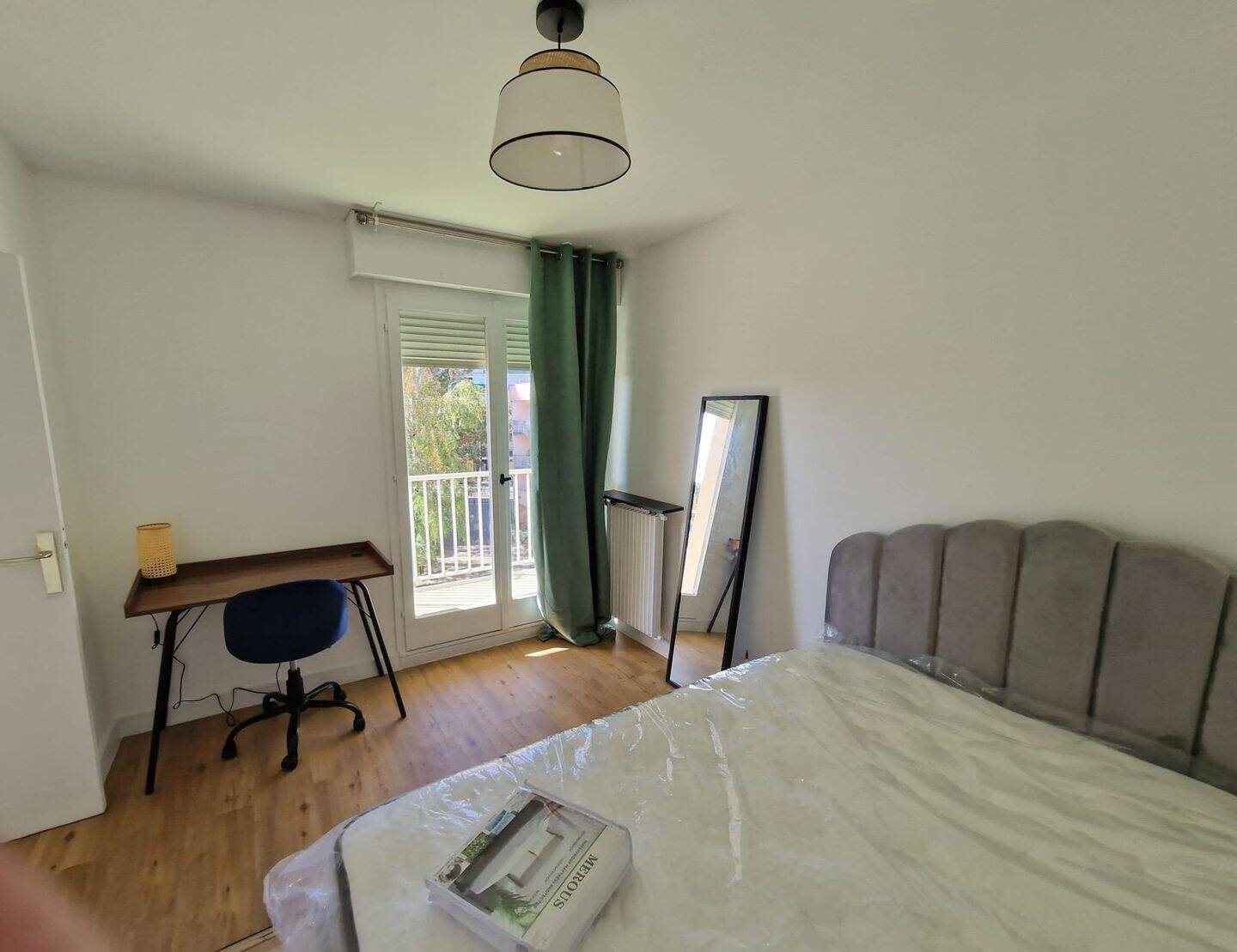 Appartement à louer, 10m², Évry-Courcouronnes