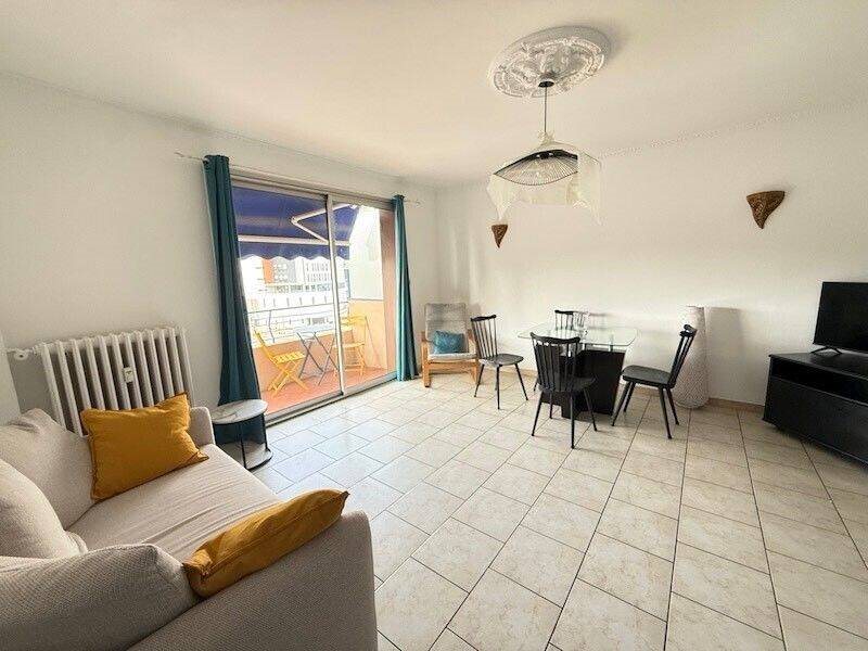 Appartement à louer, 69m², Toulon