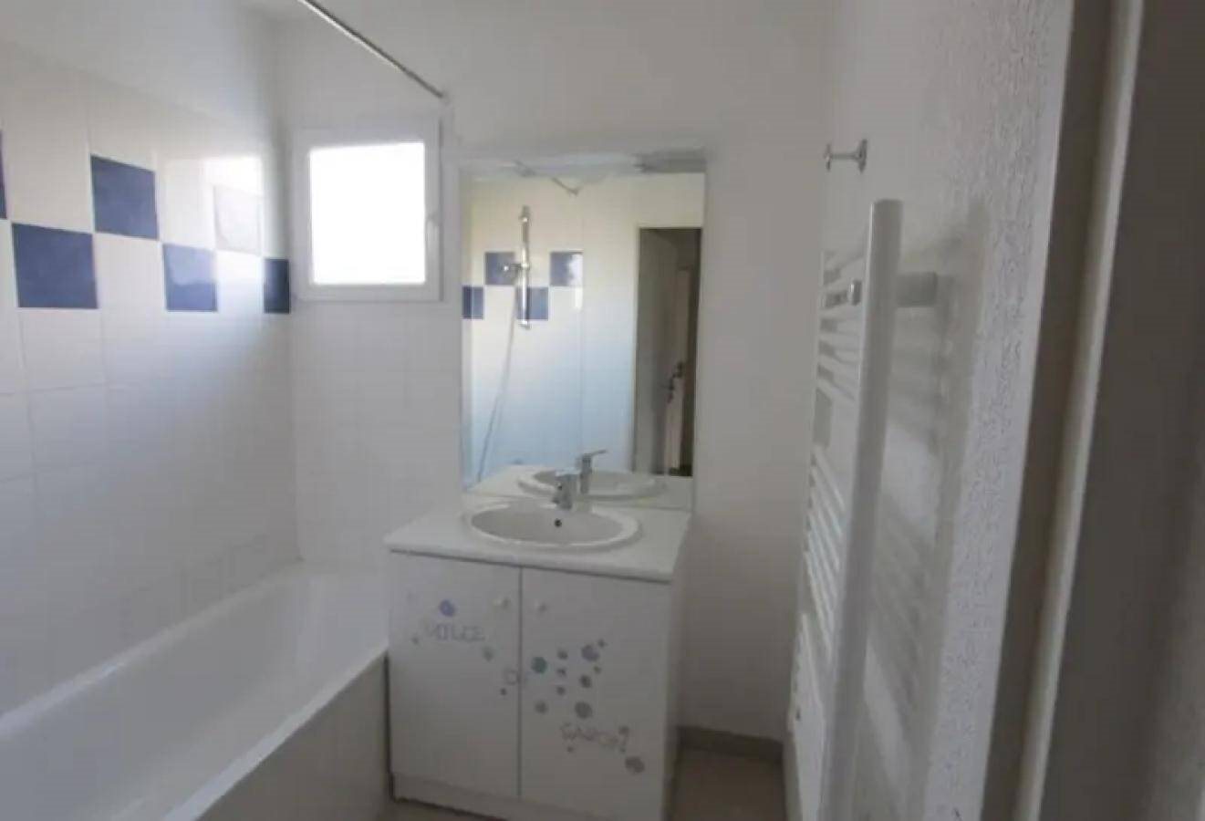 Appartement à louer, 66m², Urcuit