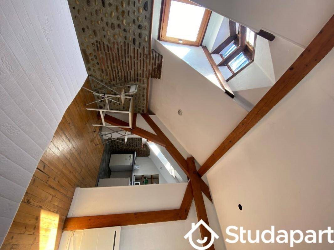 Appartement à louer, 18m², Pau