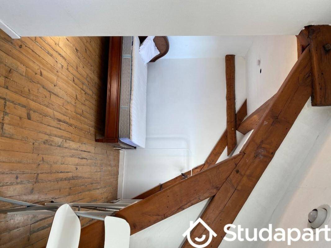 Appartement à louer, 18m², Pau