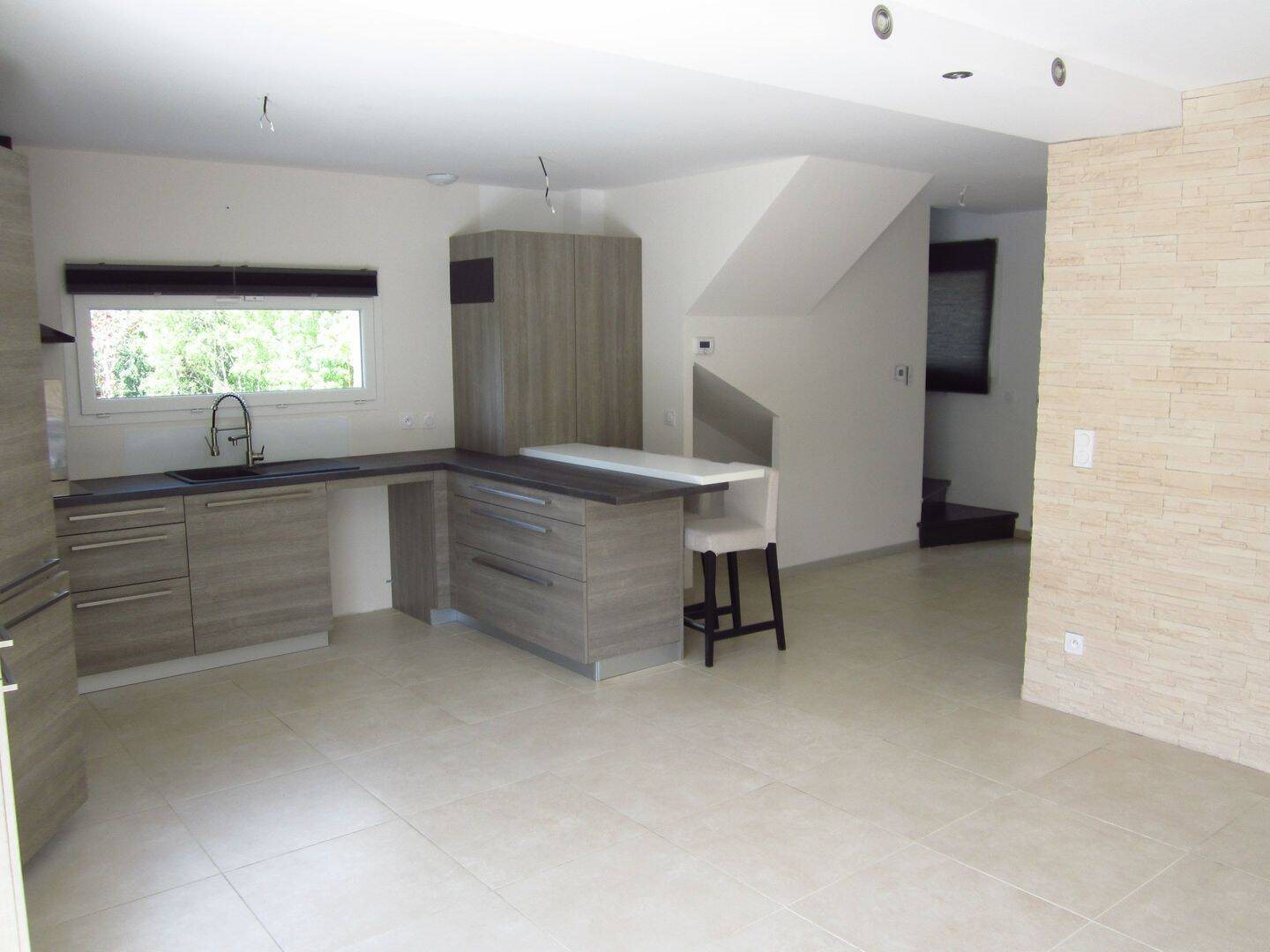 Maison à louer, 85m², Dingy-en-Vuache