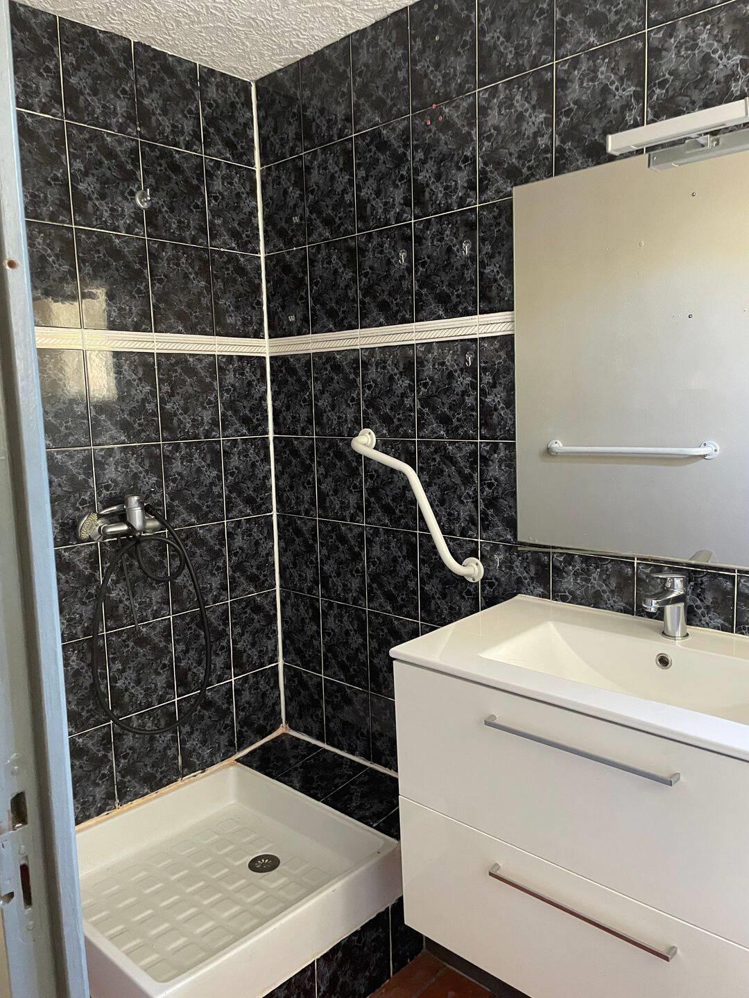 Appartement à louer, 78m², Fons-sur-Lussan