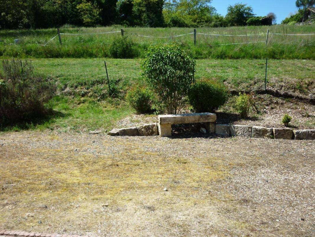 Appartement à louer, 64m², Lucenay