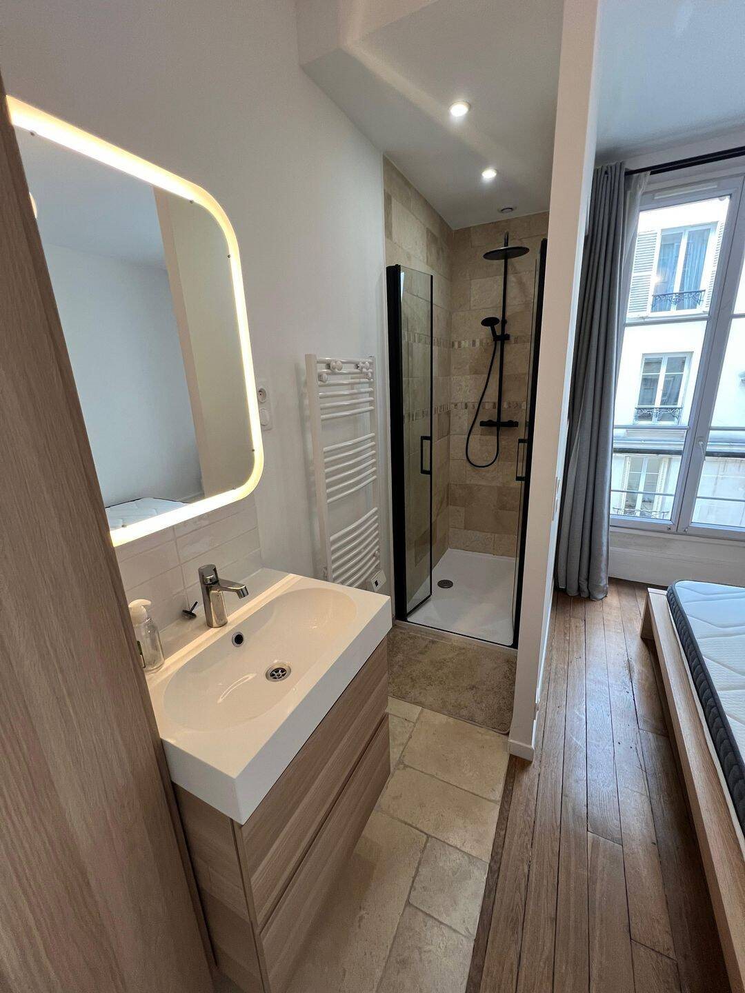 Appartement à louer, 40m², Paris 18ème