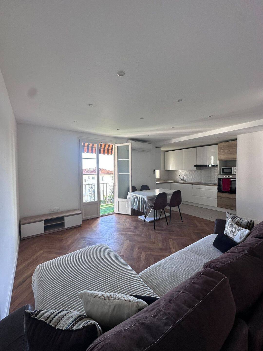 Appartement à louer, 70m², Nice