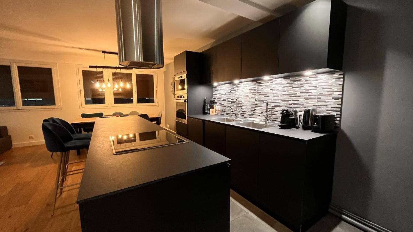 Appartement à louer, 84m², Paris 17ème