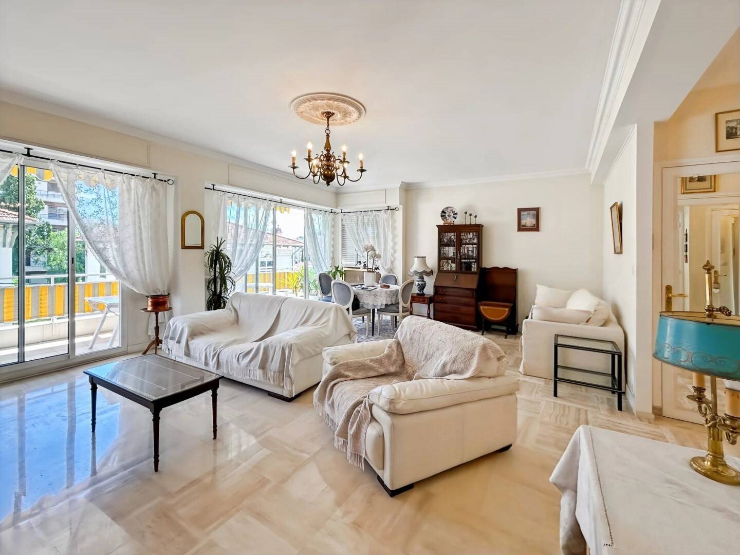 Appartement à louer, 68m², Nice