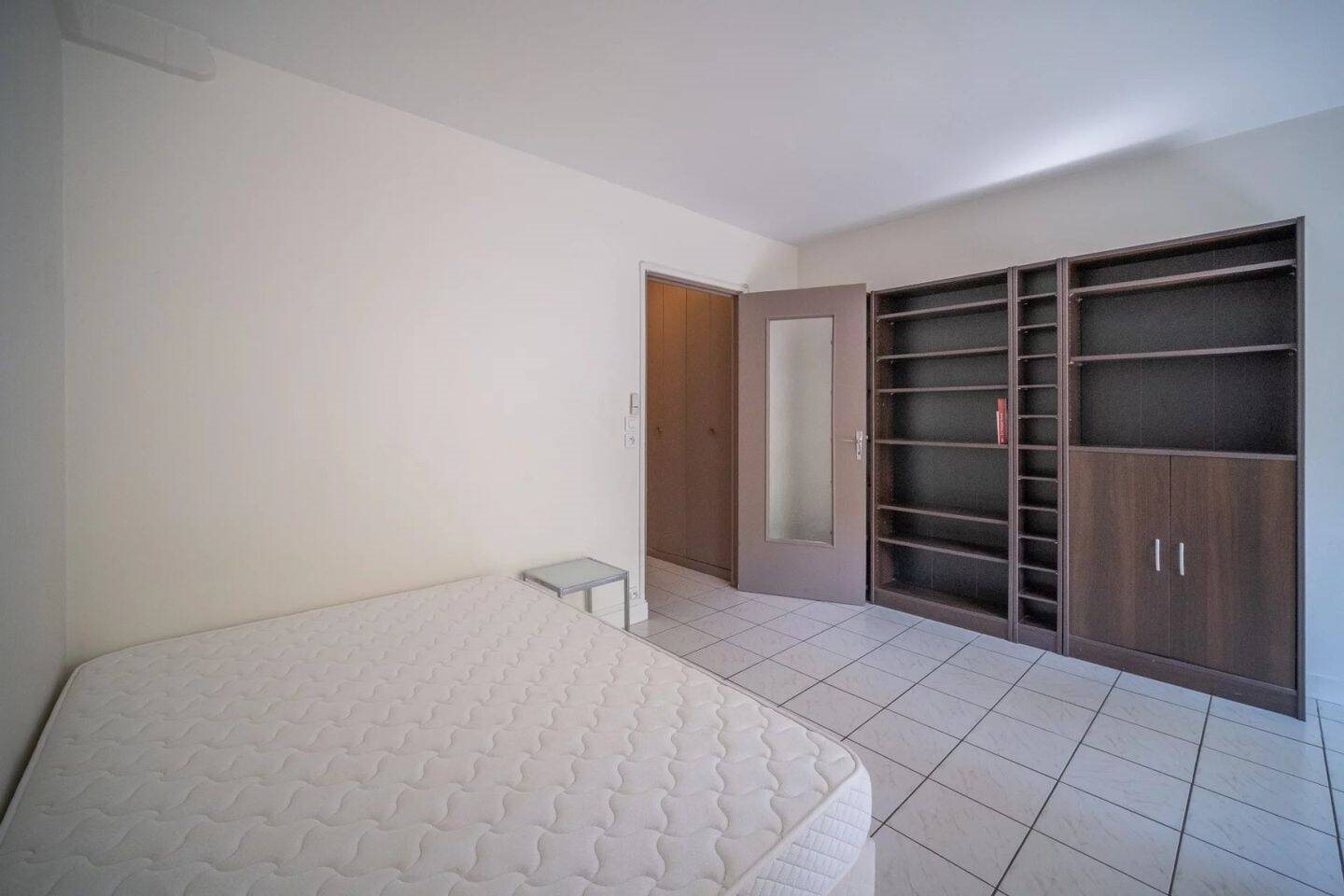 Appartement à louer, 23m², Paris 20ème