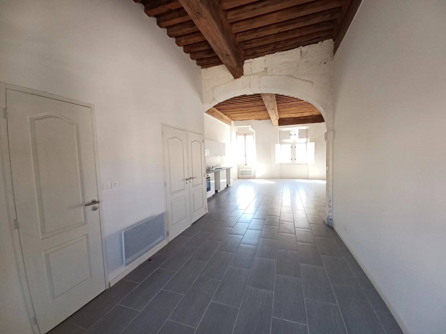 Appartement à louer, 105m², Beaucaire