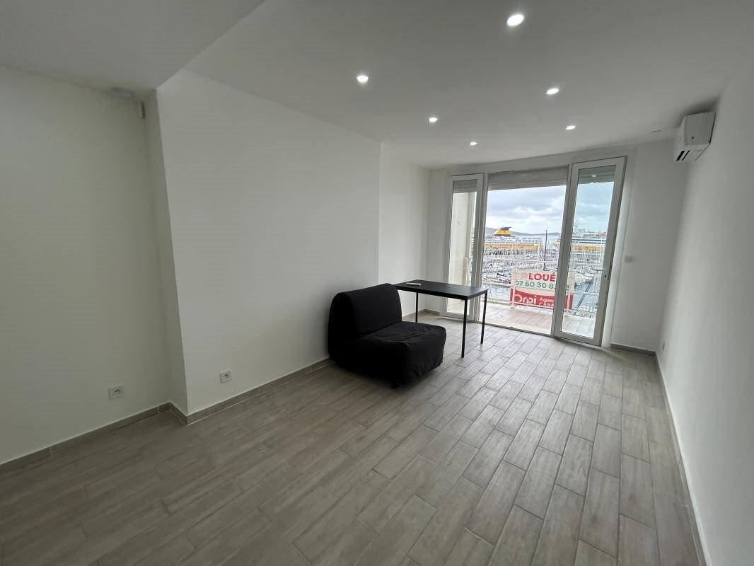 Appartement à louer, 45m², Toulon