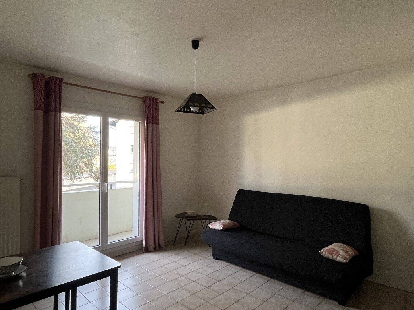 Appartement à louer, 26m², La Motte-Servolex