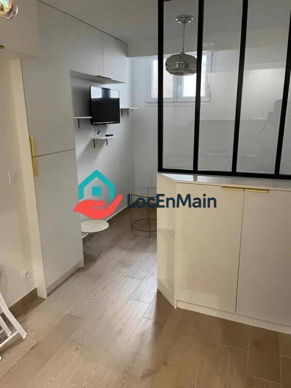 Appartement à louer, 17m², Paris 19ème