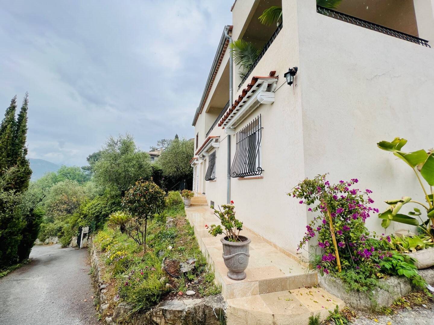 Appartement à louer, 81m², Nice