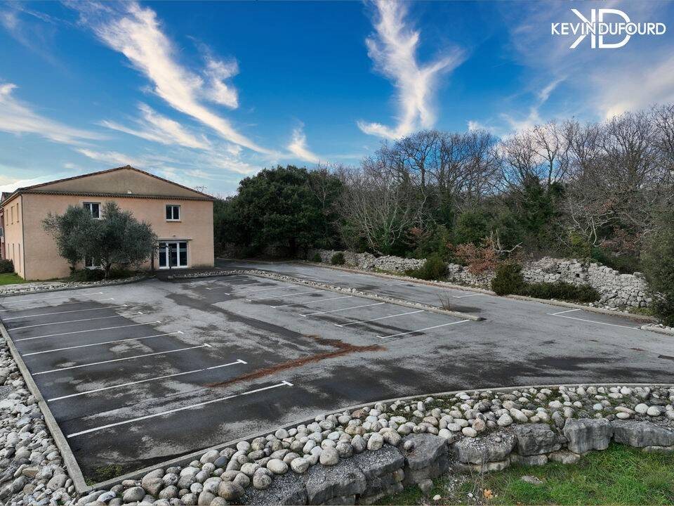 Appartement à vendre, 550m², Lussas