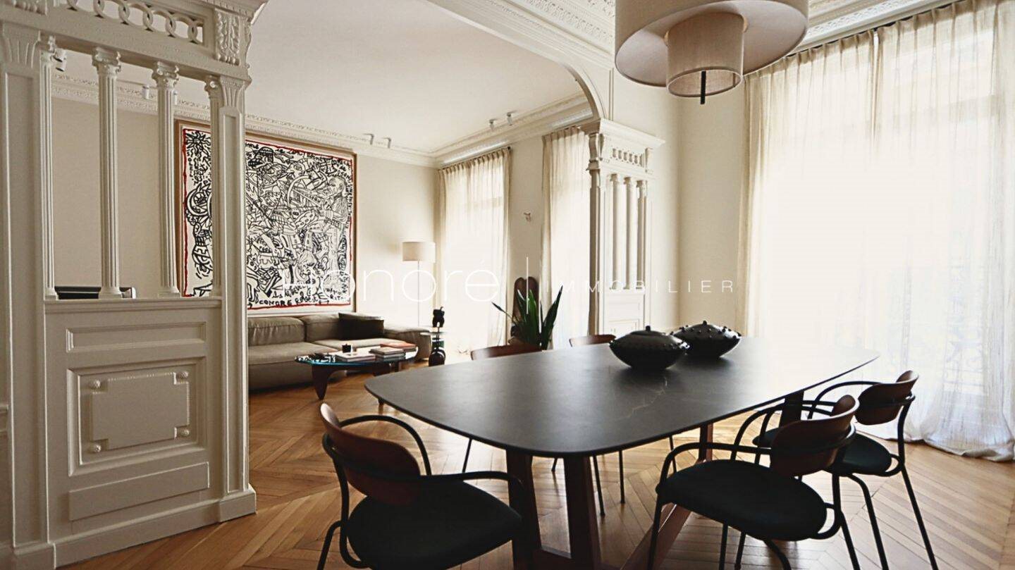 Appartement à louer, 151m², Paris 16ème