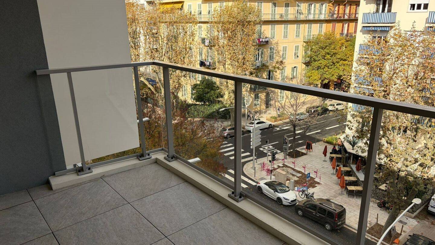 Appartement à louer, 64m², Nice
