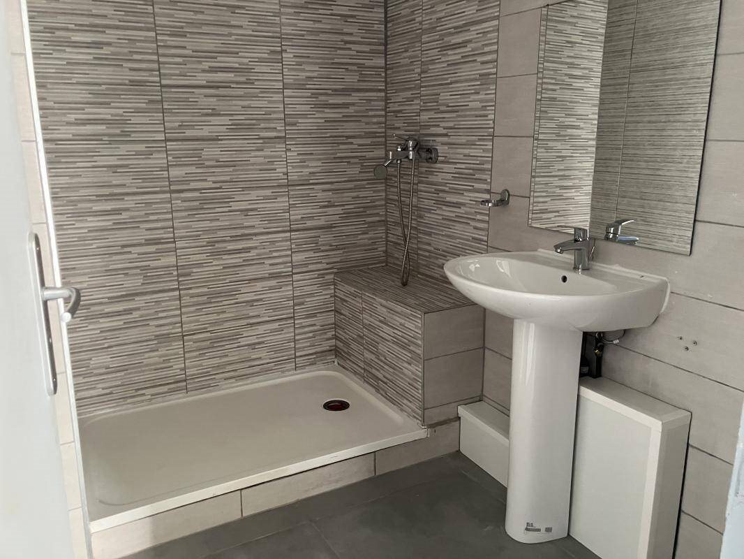 Appartement à louer, 66m², Nîmes