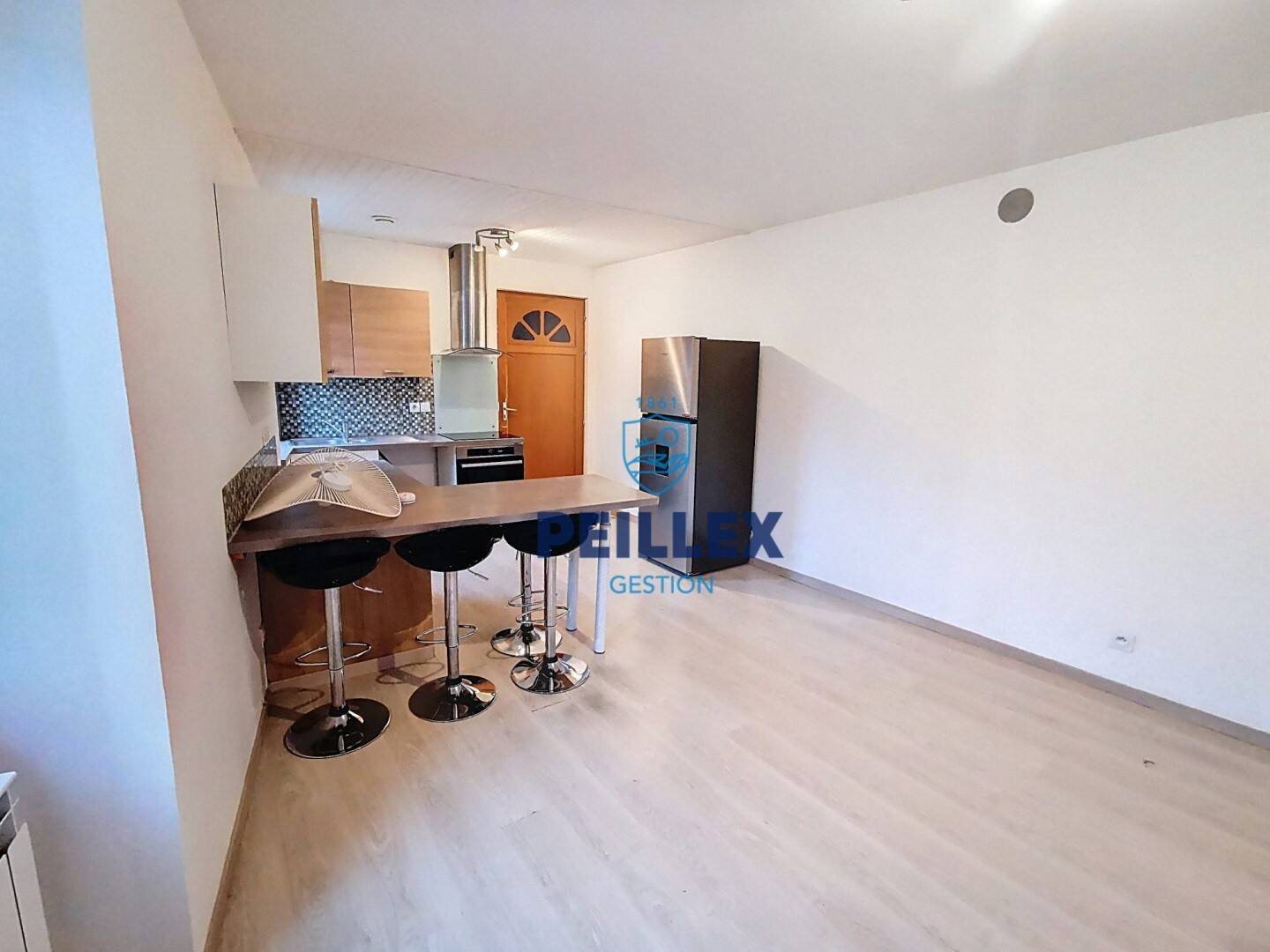 Appartement à louer, 63m², Fessy