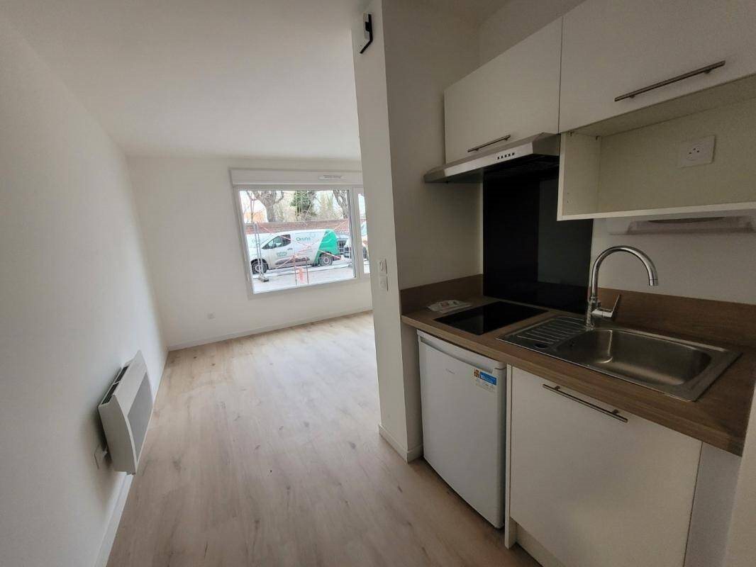 Appartement à louer, 24m², Loos