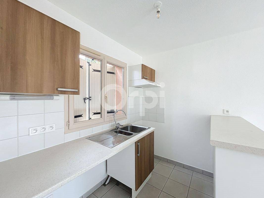 Appartement à louer, 47m², Terrasson-Lavilledieu