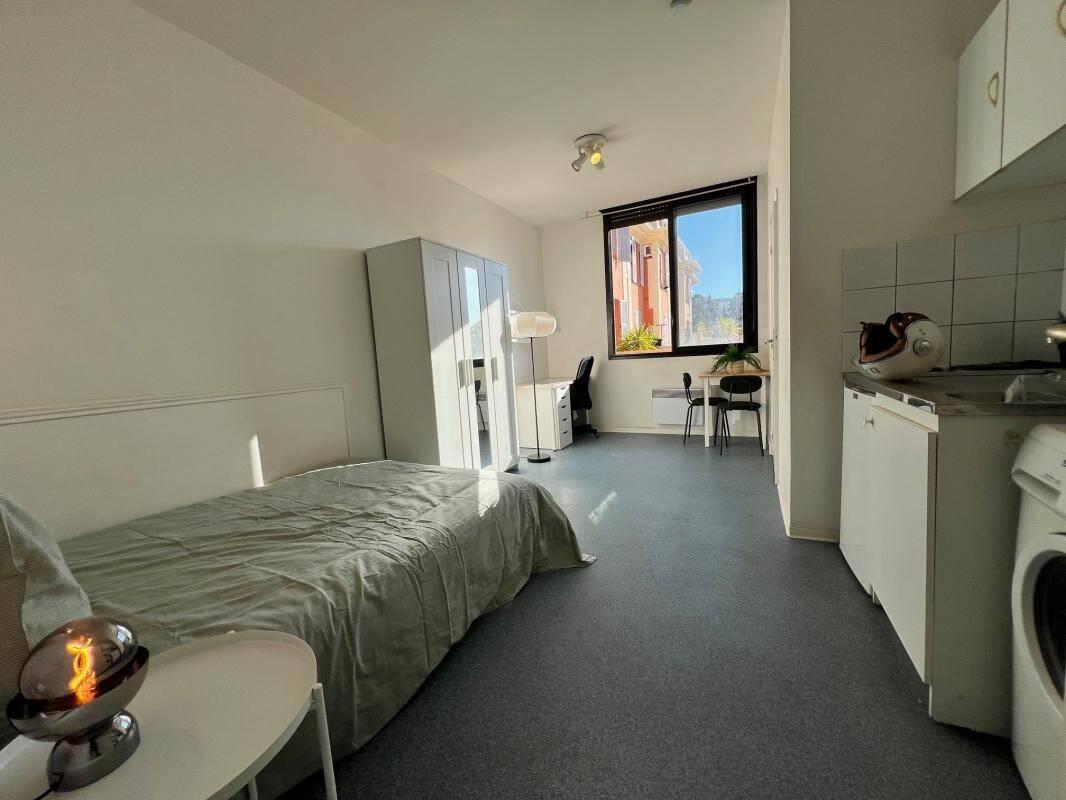Appartement à louer, 17m², Nice