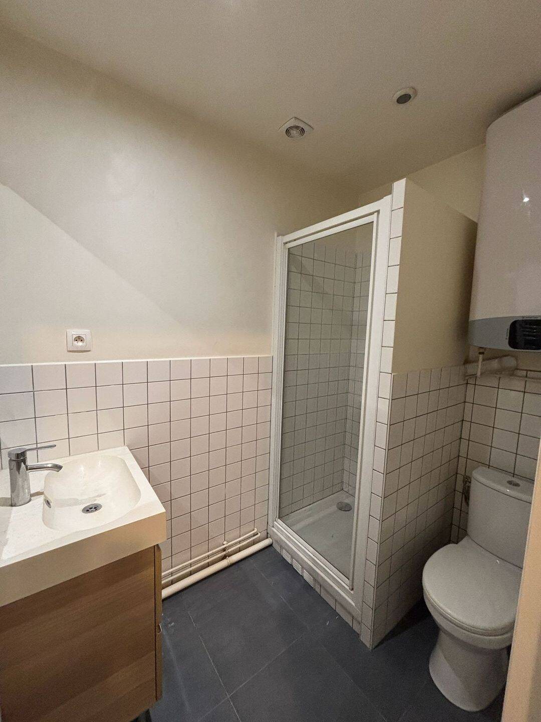 Appartement à louer, 17m², Paris 19ème