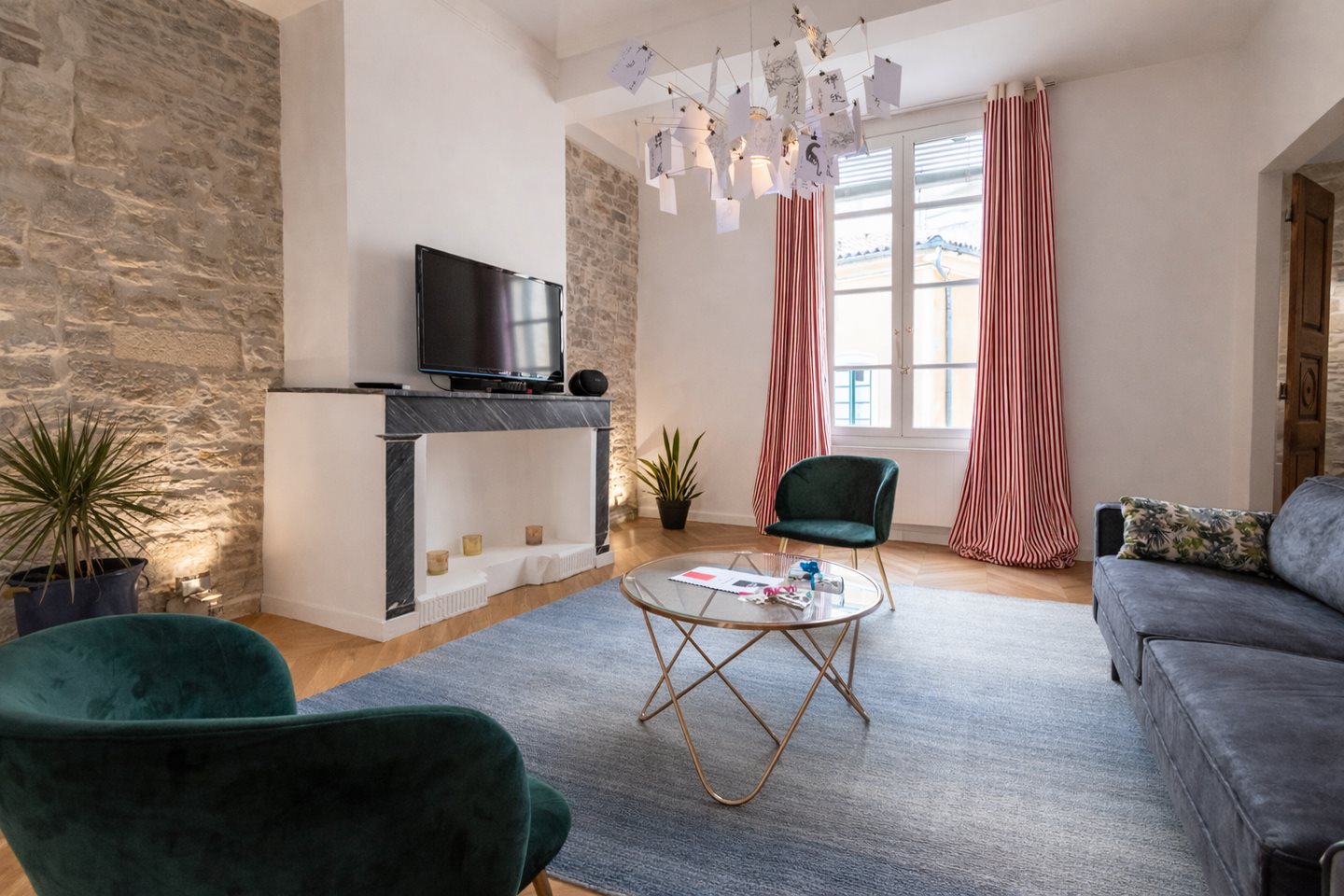 Appartement à louer, 88m², Nîmes
