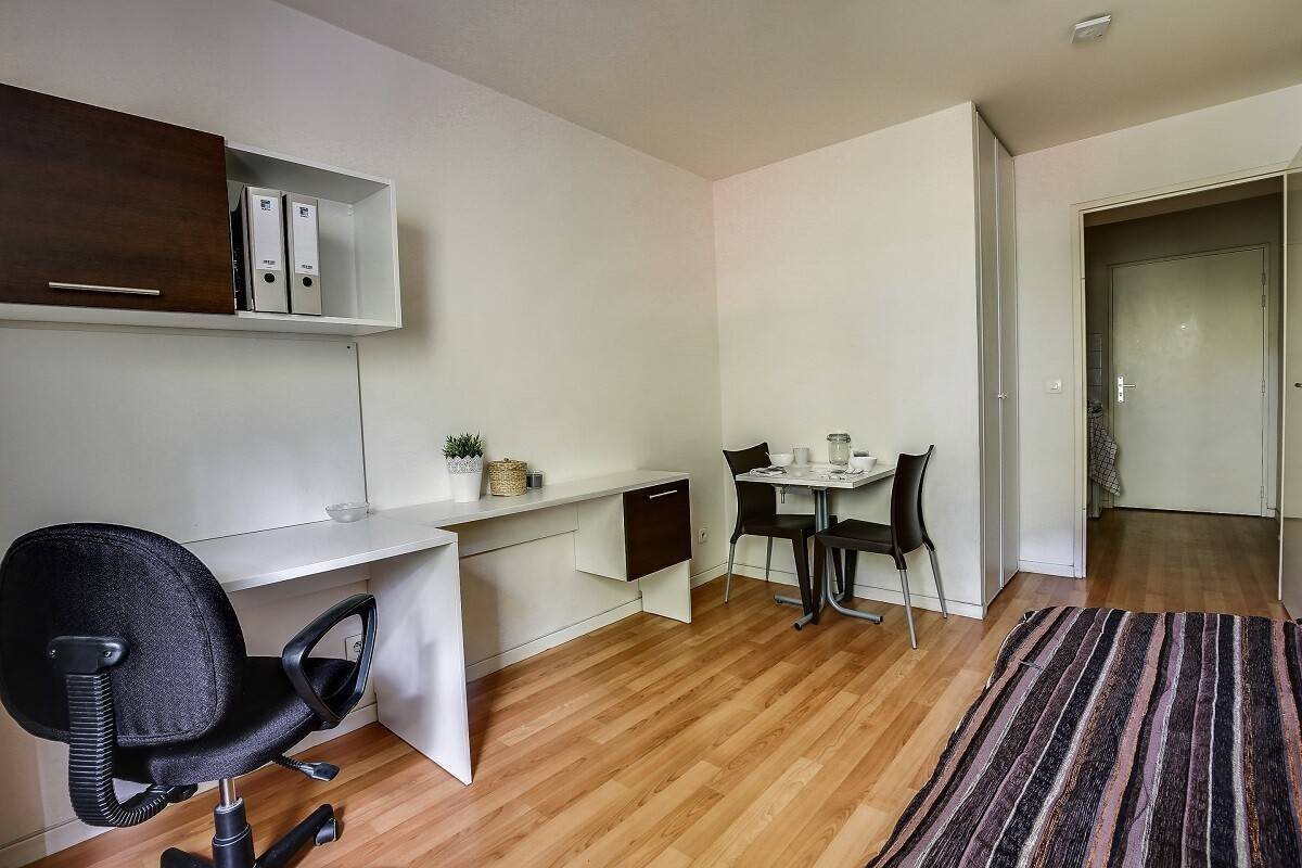 Appartement à louer, 16m², Paris 18ème