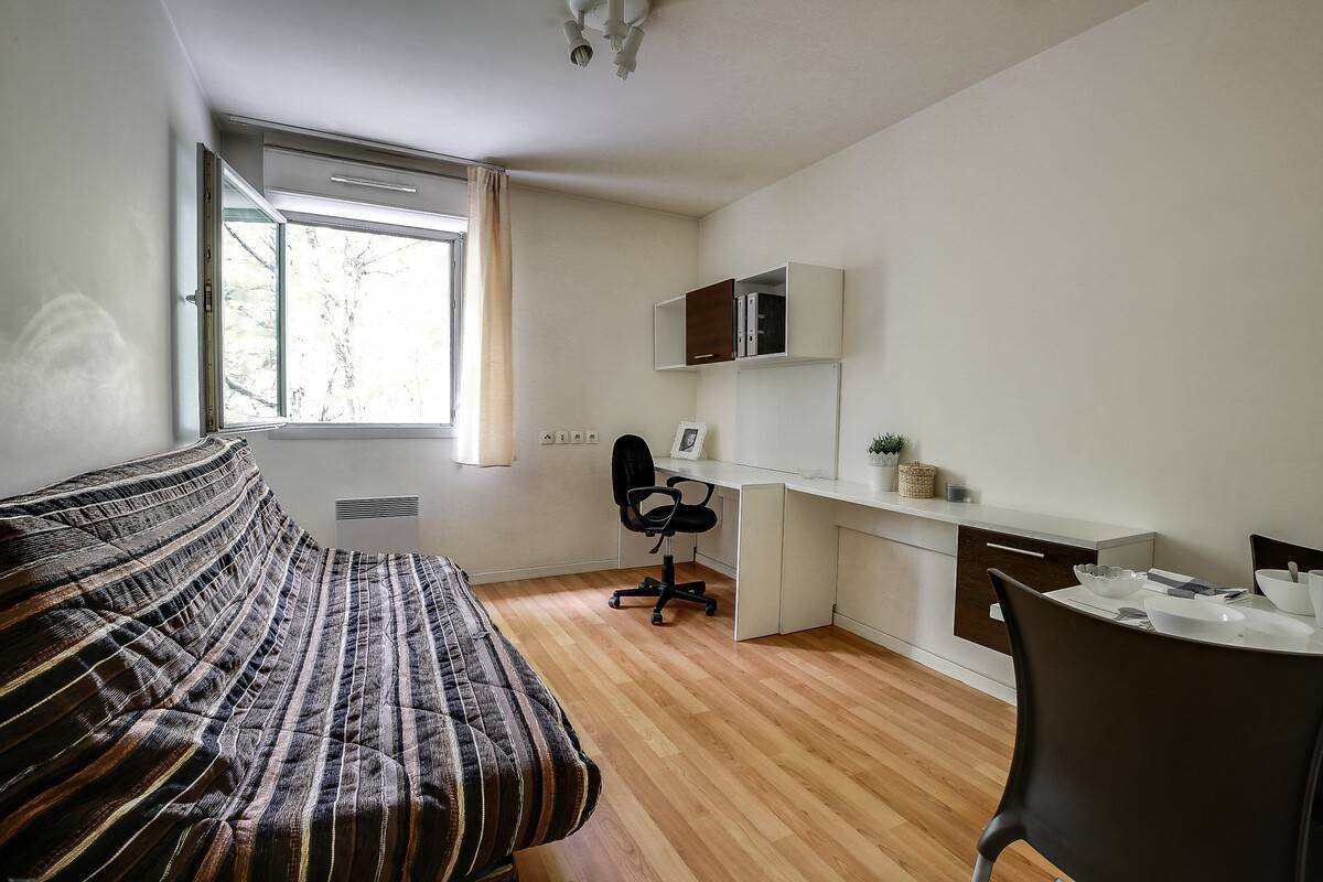 Appartement à louer, 16m², Paris 18ème