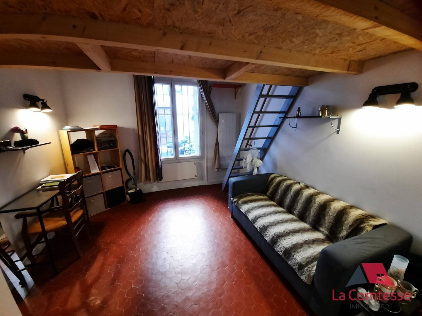 Appartement à louer, 27m², Marseille 4ème