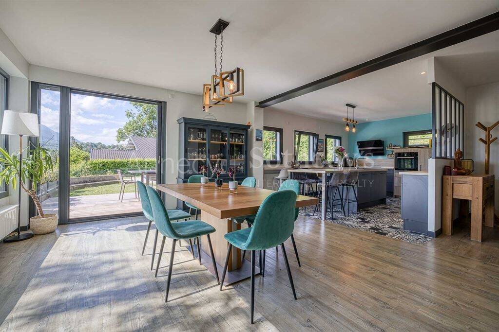 Maison à vendre, 340m², Sévrier