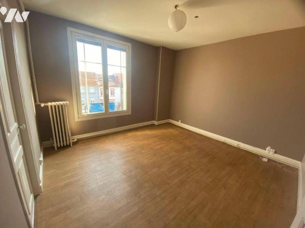 Appartement à louer, 65m², Saint-Max