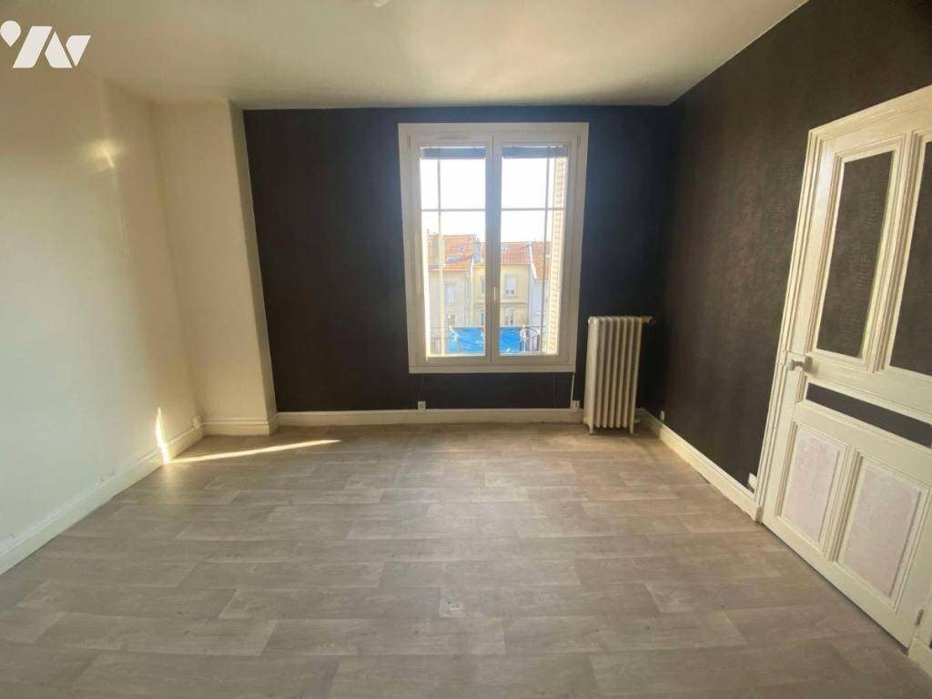 Appartement à louer, 65m², Saint-Max