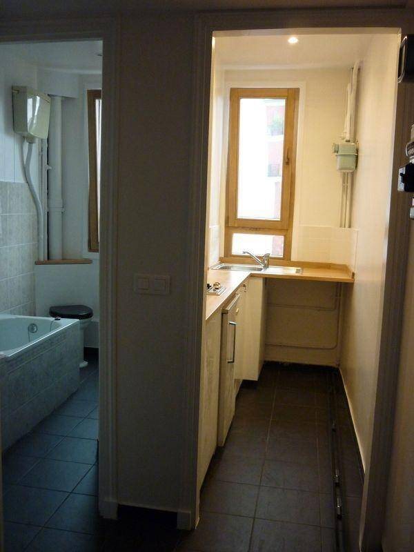 Appartement à louer, 18m², Paris 18ème