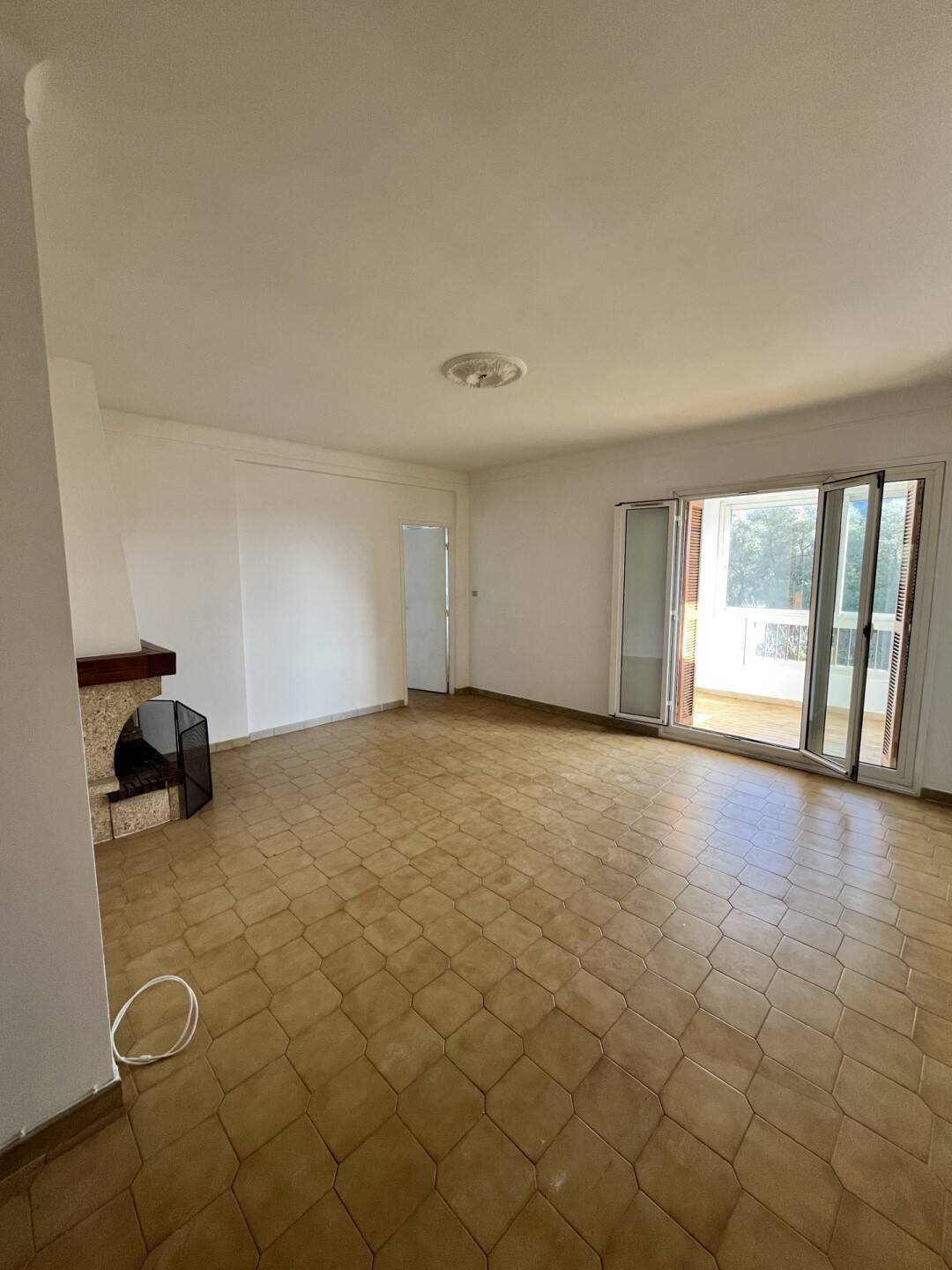 Appartement à louer, 88m², Corte