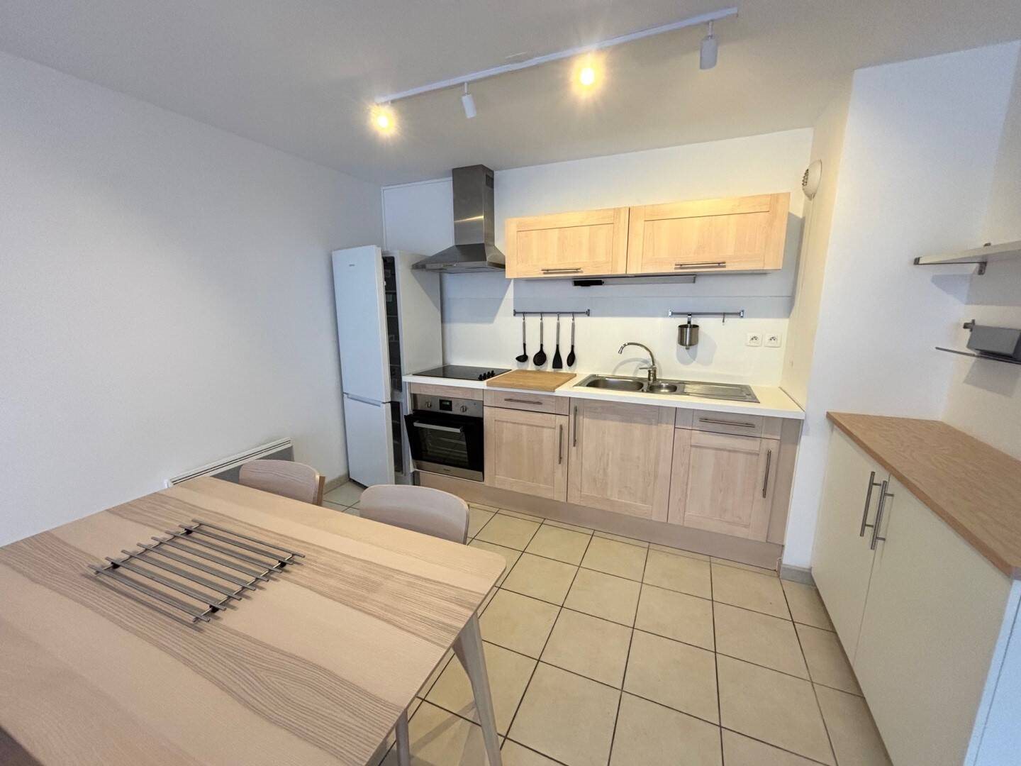 Appartement à louer, 64m², Perros-Guirec