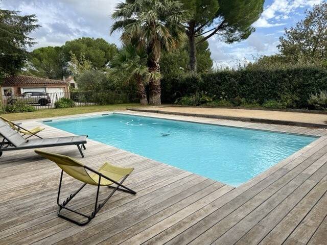 Maison à vendre, 194m², Eguilles